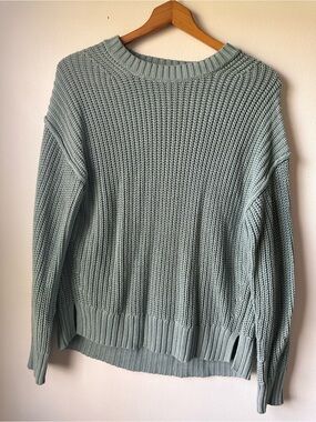 American Eagle Outfitters Relaxed Crewneck Sweater in Sage